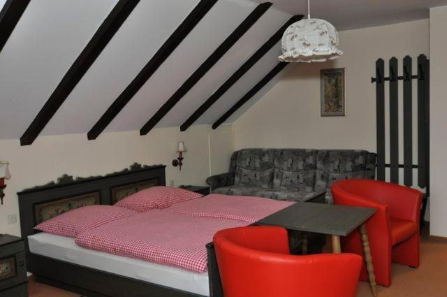 Hotel-Restaurant Johanniskreuz Trippstadt Quarto foto